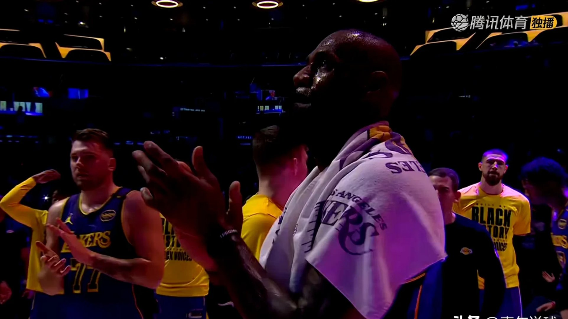 浓眉哥回归赛场，挺进下一轮首场状态亮眼，G2观众沸腾！的简单介绍-乐动体育官方网址