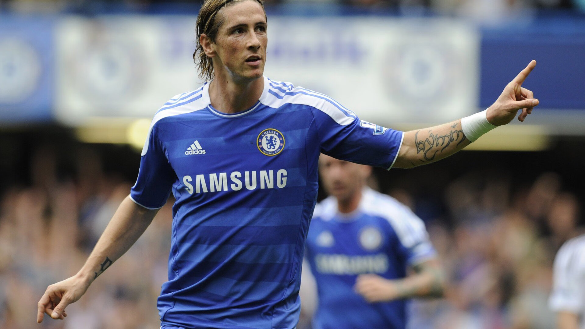 综合格斗最新战报！英格兰队迎战澳大利亚队，激战正酣，豪门对决再度上演-乐动体育入口